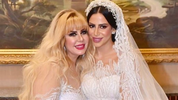 مش مائدة رحمن.. طليقة ماجد المصري تكشف سبب طرد ابنتها لبعض حضور حفل زفافها | فيديو