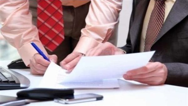 بعد قرار الرئيس..4 حالات لفصل الموظف بغير الطريق التأديبي