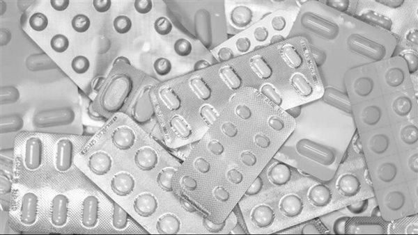 مع تفشي أوميكرون.. تحذير من مسكن ألم شهير يصيبك بمرضين قاتلين