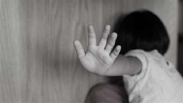 لو قولتى لمامتك هموتك..تفاصيل صادمة في تحقيقات هتك عامل عرض طفلة في مدرسة بالمعادي 