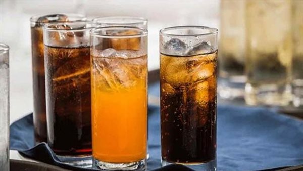 لن تتوقع ما تفعله..تحذير عاجل من شرب المياه الغازية على الريق