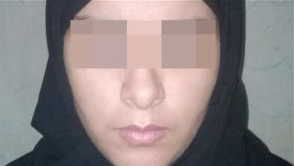  فتاة بلا قلب.. حملت سفاحا وولدت في الحمام وألقت رضيعتها من البلكونة