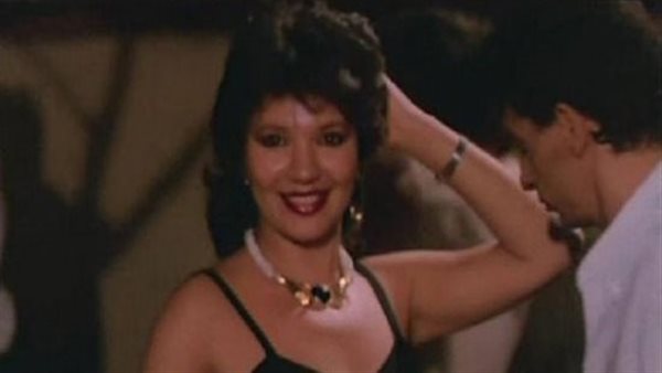 عملت مجنونة وقالي لمي هدومك.. عايدة رياض تكشف تفاصيل مثيرة عن معاناتها من محرم فؤاد وأسباب طلاقهما | فيديو