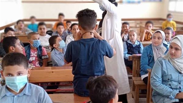 موعد امتحانات نهاية العام الدراسي..حقيقة تخفيف مناهج الترم الثاني في المدارس