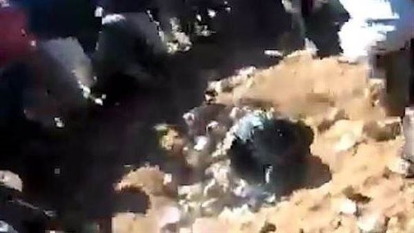 علاقات جنسية خارج الزواج.. طالبان ترجم رجلًا وامرأة حتى الموت في أفغانستان