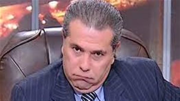 باع ذهب أمه وعارض طقم معالق بـ 20 ألفا.. كيف يعيش توفيق عكاشة بدون عمل ؟