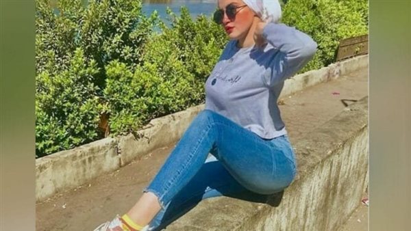 يا رب نجينى عاوزة أروح لأمي.. حنين حسام تنهار خلال محاكمتها في «الاتجار بالبشر»