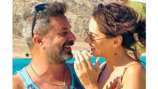 بعد تصريحاته عن المشاهد الرومانسية..ياسمين رئيس تعلن انفصالها عن هادي الباجوري