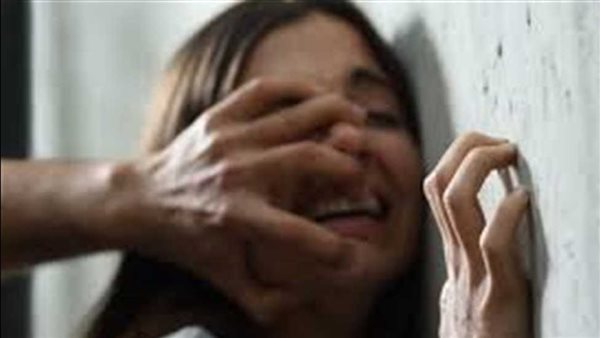مارس معها الرذيلة تحت التهديد..قرار عاجل بشأن المتهم بهتك عرض ابنته في القليوبية