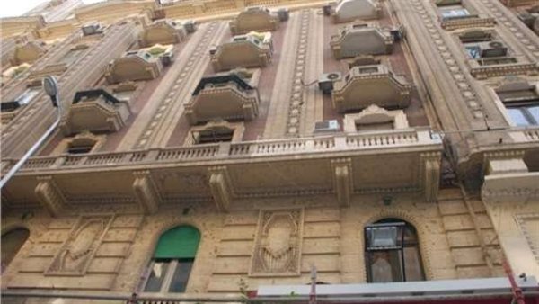 أبرزها إلغاء العقد الدائم..11مقترحا أمام الحكومة والنواب لحل أزمة الإيجار القديم