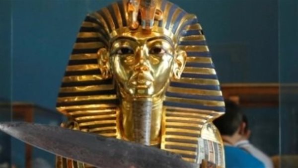 من كنوز المقبرة.. حل لغز خنجر توت عنخ أمون المصنوع من نيزك فضائي | شاهد