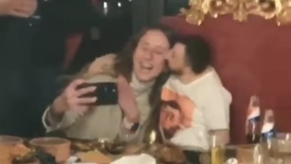 مصاب بمرض نادر ويمتلك مطعمًا.. معلومات لا تعرفها عن كوكسال بابا ملك الكوميكسات سريع الغضب