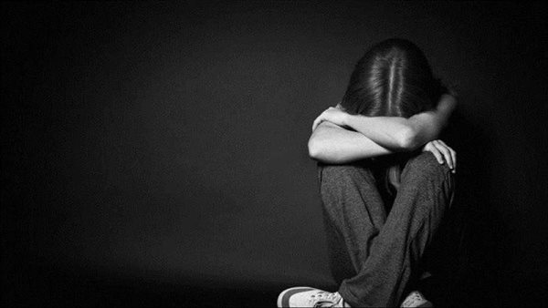 احذر الوقوع فيها..4 أمور تسبب الحزن والاكتئاب للإنسان | فيديو 