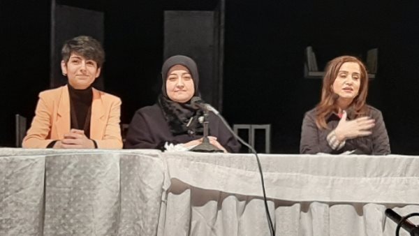 سناء الشعلان بنت نعيمة في ندوة عن دعم مرضى السّرطان