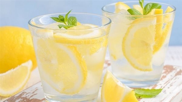 يسبب خطورة كبيرة..تحذير عاجل من تناول الليمون في هذه الأوقات