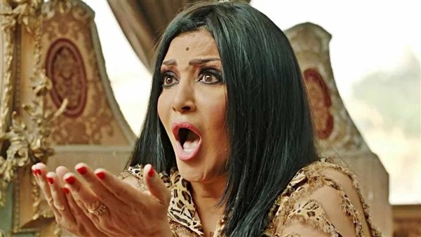 شيطانة.. تفاصيل تعرض بدرية طلبة للنصب على يد فنانة شهيرة 