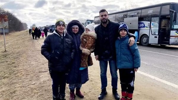 أنقذ العديد من الأسر العربية.. حكاية بطل مصري في أوكرانيا