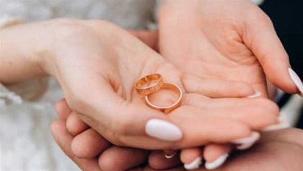 عبث.. تعليق ناري من المفتي على الزواج عن طريق رسالة مكتوبة بمواقع التواصل الاجتماعي | فيديو