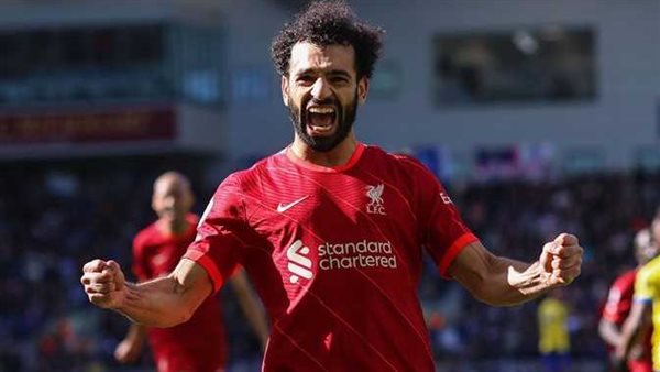 لفتة رائعة..ماذا فعل محمد صلاح بعد خروجه من الملعب مصابًا أمام برايتون؟ | فيديو