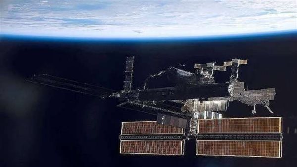 500 طن مهددة بالسقوط على الأرض.. تحذير عاجل من خطر كبير في الفضاء