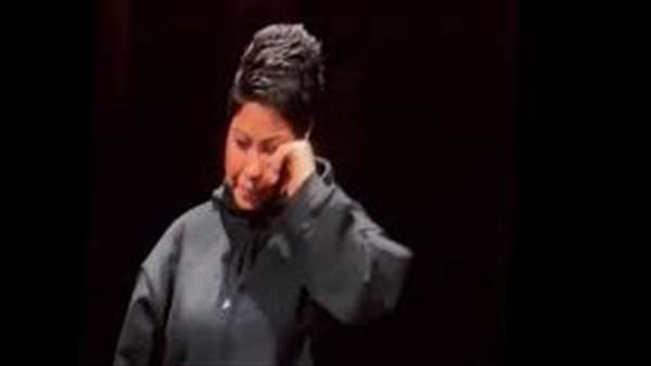 هل قصدت حسام حبيب؟.. سر بكاء شيرين عبدالوهاب في حفل الكويت وتفاعل الجمهور معها