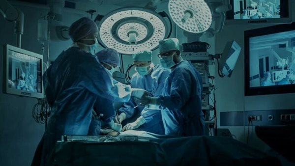 حالة نادرة الحدوث.. ولادة طفل بعين واحدة في اليمن | شاهد