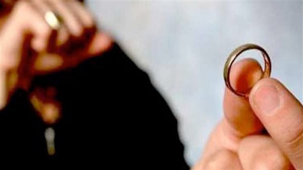 دار الإفتاء تجيب..ما حكم فسخ الخطبة إذا اكتشفت الفتاة أن الخاطب مصاب بمرض مزمن ؟