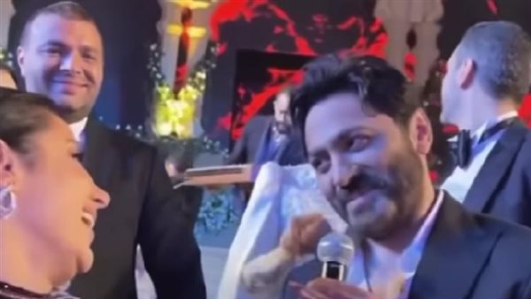 أخدتني على خوانة.. رضوى الشربيني تتوعد تامر حسني بسبب «سي السيد» | شاهد