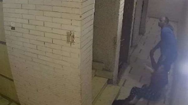 هددوها بالسكينة وسحلوها.. تفاصيل صادمة في واقعة خطف زوجة من منزل أهلها بالهرم