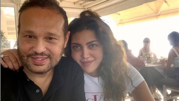 زوجها يتوعد.. رد ناري من ريهام حجاج على منتقديها: مزقوقين وقبيضة 