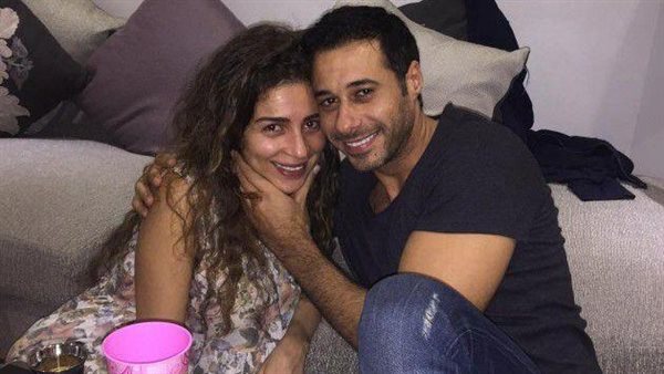 احنا مجتمع شرقي..أحمد السعدني يكشف حقيقة ارتباطه بمي عز الدين | فيديو