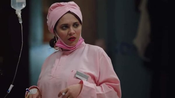 إيحاء شنيع يضر بالممرضة المصرية.. دعوى قضائية لوقف عرض مسلسل الكبير أوي