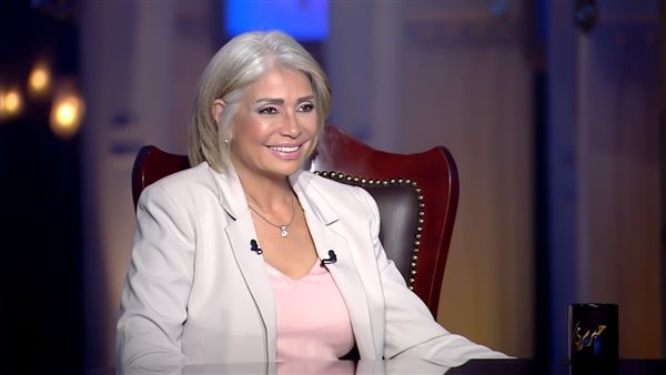 اللي شايف الفن حرامه يسيبه وفي ألف واحد نمبر وان.. تصريحات نارية من سوسن بدر عن محمد رمضان