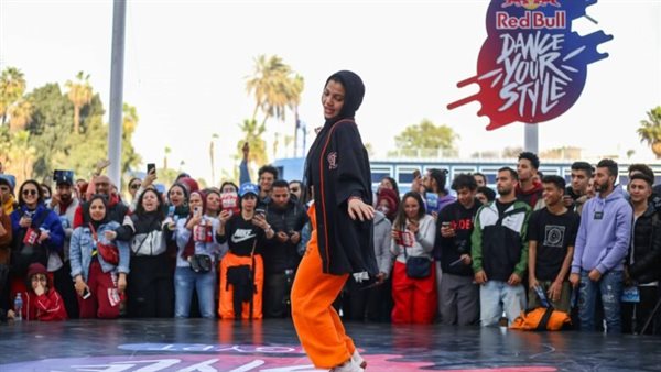 تعرضت للهجوم بسبب الحجاب.. زوبا تتأهل إلى المسابقة العالمية للرقص الارتجالي | فيديو وصور