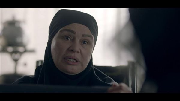 الصلاة دون حجاب والزواج المدني.. مواقف وتصريحات لإلهام شاهين أثارت الجدل | فيديو