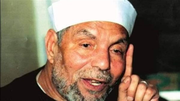 قصة عجيبة.. مجذوب في الحرم يقود الشيخ الشعراوي لموعد ليلة القدر | فيديو