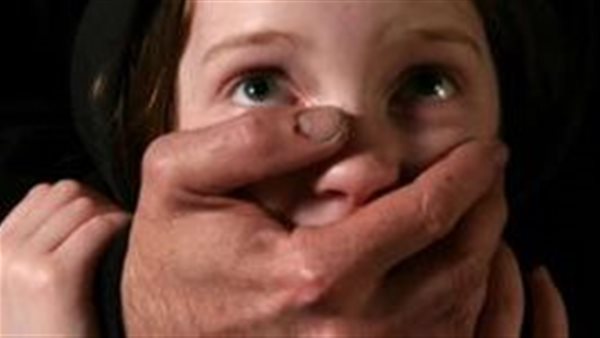 تفاصيل صادمة..المشدد ٥ سنوات لنجار خطف طفلة وهتك عرضها بالشرقية