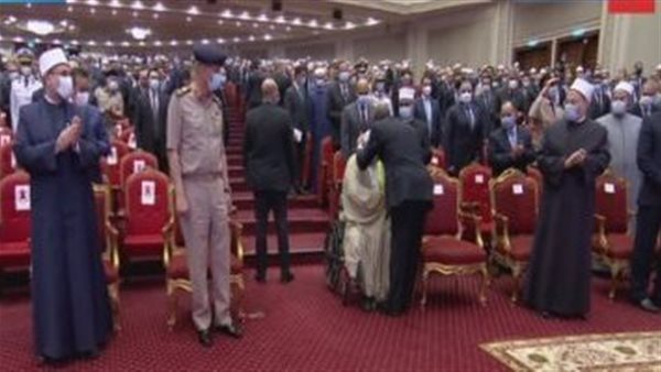 أحمد عمر هاشم: كلمتي للرئيس السيسي في احتفالية ليلة القدر مدد من الله