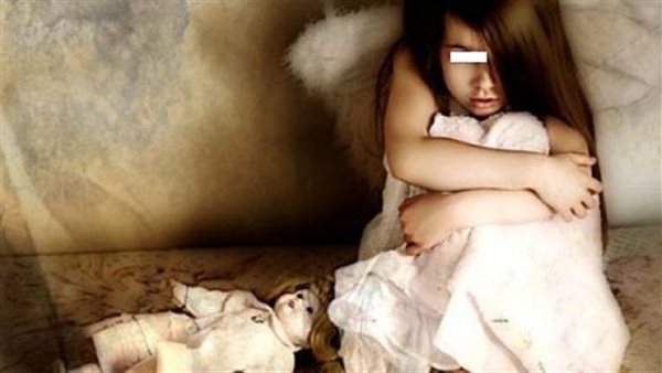 تصوير بالملابس الداخلية لابتزازهن.. اعترافات صادمة لعصابة تزويج القاصرات عرفيا بالجيزة