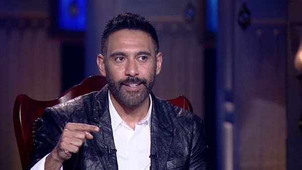 هنفذ وصيتها في قراراتي الجاية..عمرو مصطفى يبكي ويكشف وصية والدته عن الفنانين لأول مرة | فيديو