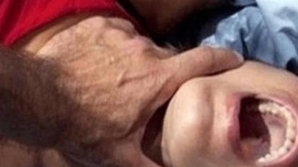 قيدها بمساعدة عشيقته ومارس الحرام أمامها.. حكاية هدى المقتولة بيد زوجها 