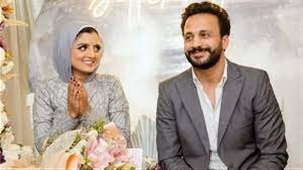 رجعت من العمرة مضروبة ومطلقة.. تفاصيل مثيرة في انفصال البلوجر أحلام عادل عن زوجها | شاهد