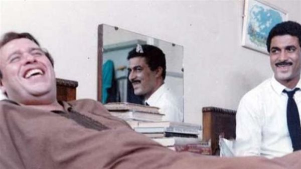 كانوا أطفال واكتشف مرضه بالصدفة..ابنة ممدوح وافي تروي كواليس علاقته بـ أحمد زكي | شاهد