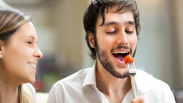 تجنبها فورا.. 5 أطعمة تؤثر على هرمون الذكورة عند الرجال