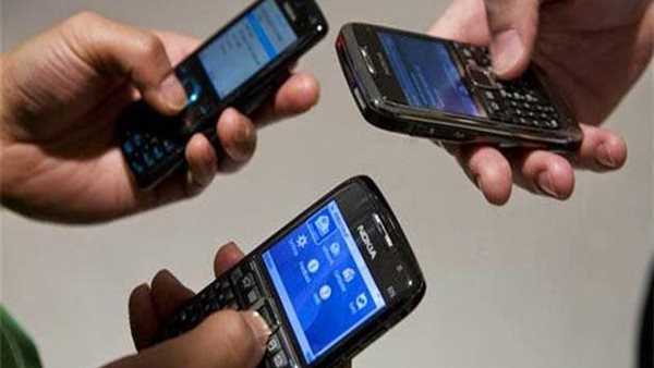 لتحديث بيانات بطاقة التموين.. كيف تسجل خط المحمول باسمك في شركات الاتصالات؟