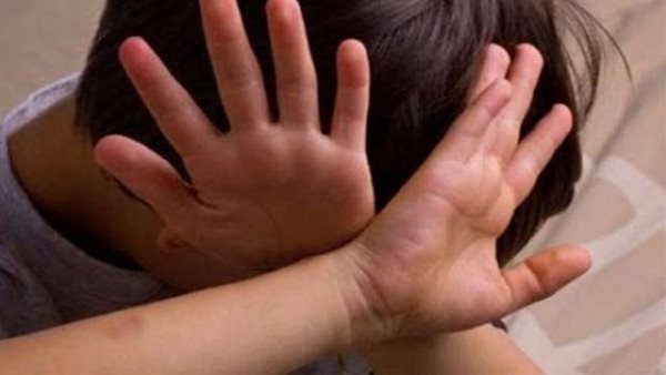 بنت وولدين..المشدد 7 سنوات لميكانيكي هتك عرض أطفاله الثلاثة بأبو النمرس