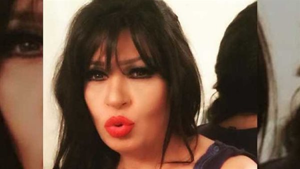 عطل مفاجيء..فيفي عبده تعود من جنازة سمير صبري على ظهر «ونش» | فيديو