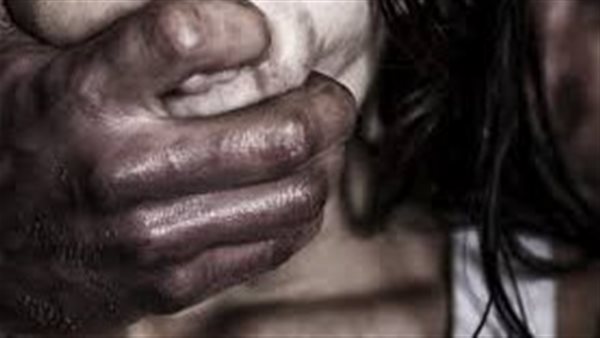  التوصيلة الأخيرة.. حكاية طفلة أجنبية طعنت سائق دفاعا عن شرفها بصحراء أكتوبر