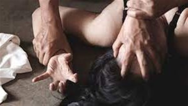 بتر جزء حساس بعد علاقة غير شرعية.. قرار جديد ضد ربة منزل وزوجها لاتهامهما بقتل مسن في الجيزة