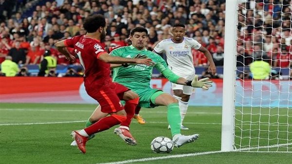 لا أصدق ذلك.. كورتوا يعلق على تصدياته أمام محمد صلاح 